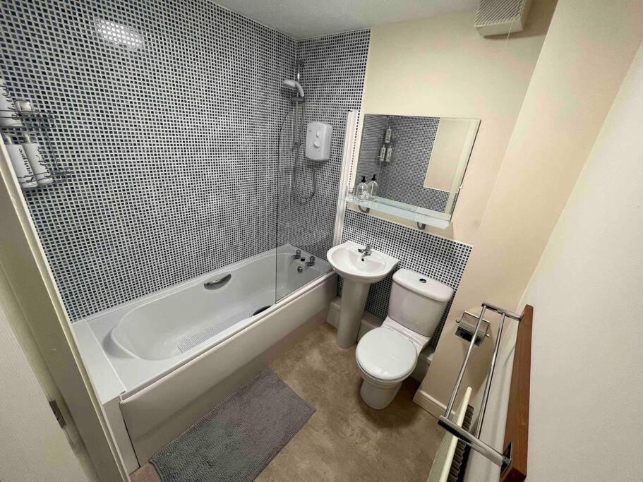 Apartamento Viking Cronton Exterior foto